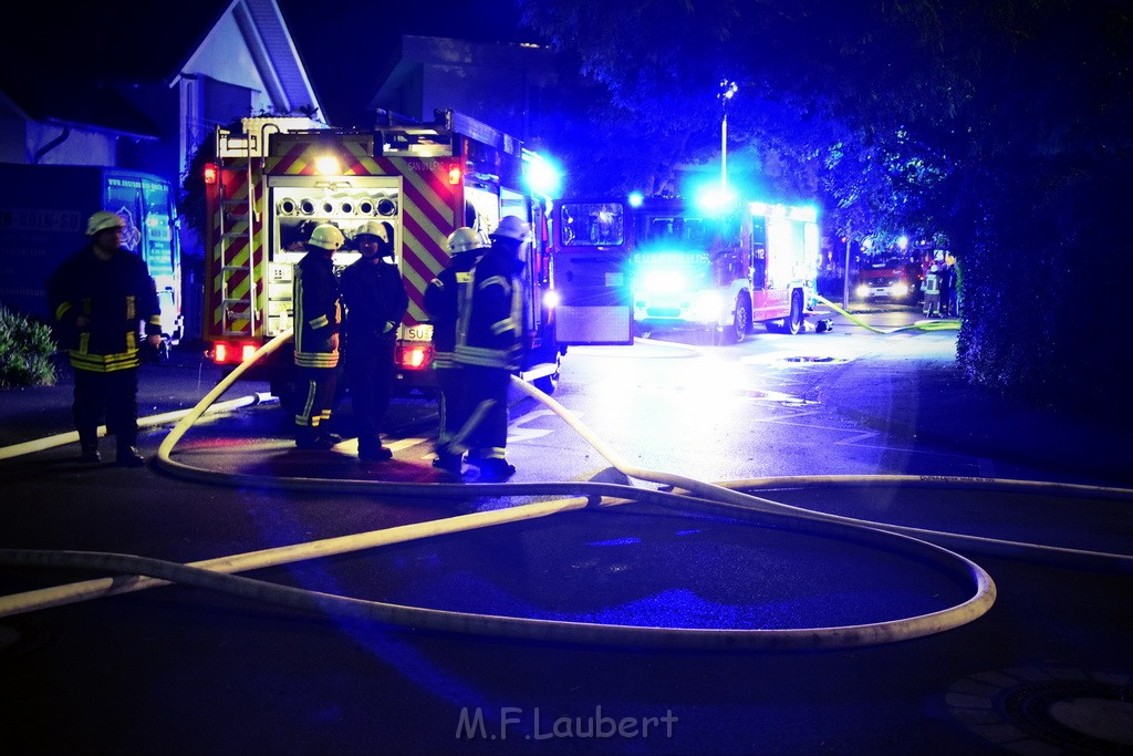 Grossfeuer Einfamilienhaus Siegburg Muehlengrabenstr P0049.JPG - Miklos Laubert